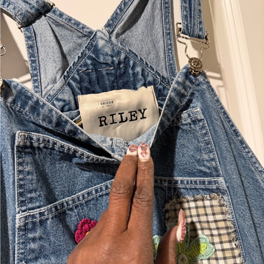 Riley Vintage Embroidered Denim Overalls with Patches 🔥🔥🔥 - Picture 4 of 5